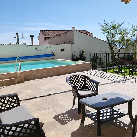 Сasa de vacaciones Casa Oasis, Agradable Casa Con Piscina En Zona Tranquila *