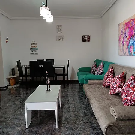 Casa Oasis, Agradable Casa Con Piscina En Zona Tranquila