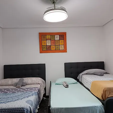 Casa Oasis, Agradable Casa Con Piscina En Zona Tranquila Сasa de vacaciones *