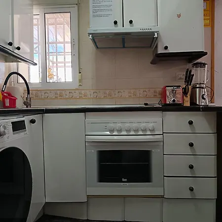 Casa Oasis, Agradable Casa Con Piscina En Zona Tranquila Сasa de vacaciones *
