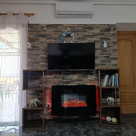Сasa de vacaciones Casa Oasis, Agradable Casa Con Piscina En Zona Tranquila Puertollano