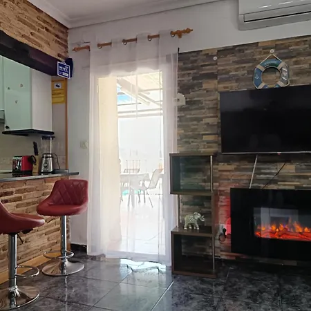 Casa Oasis, Agradable Casa Con Piscina En Zona Tranquila Сasa de vacaciones Puertollano